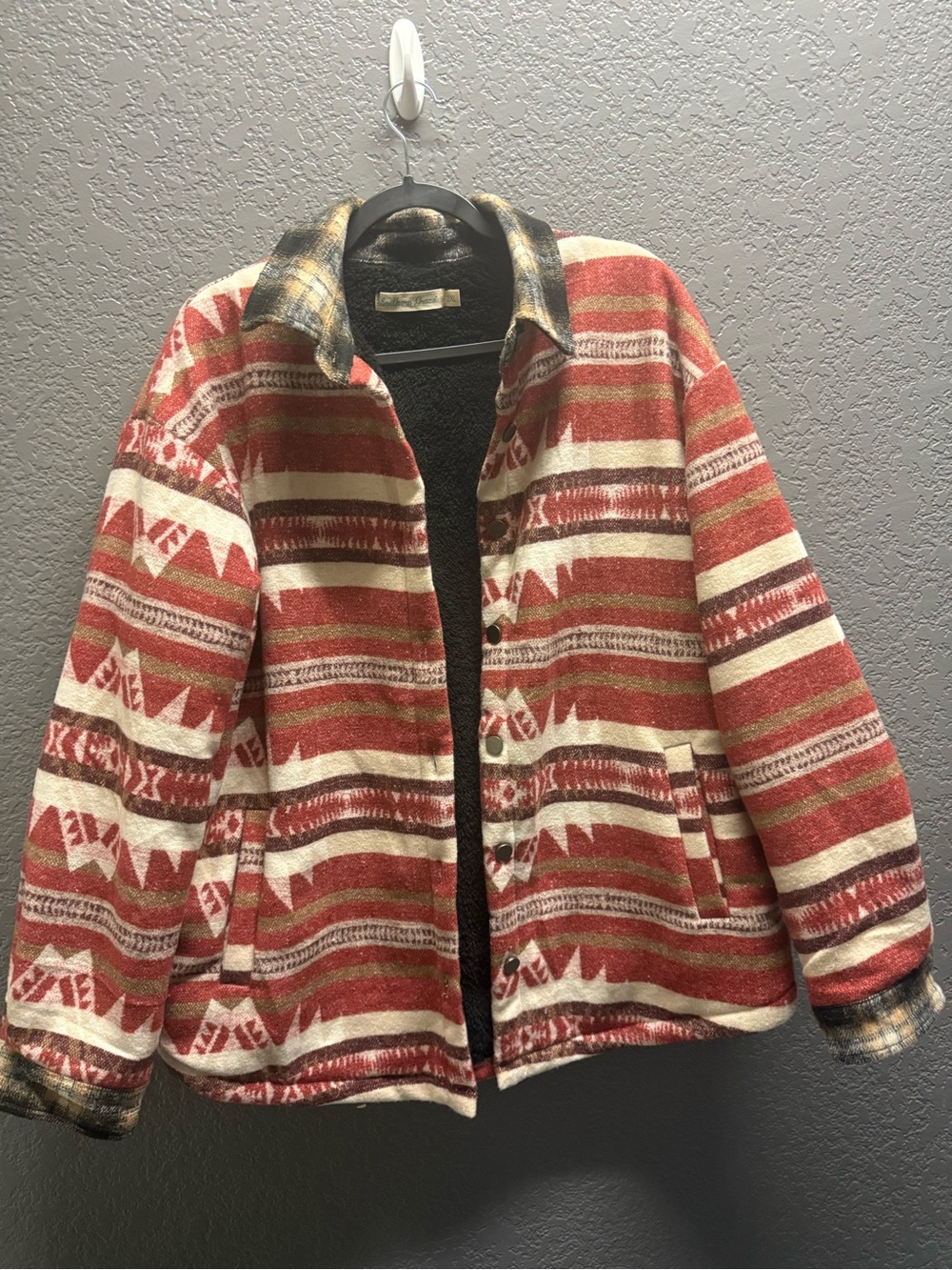 Southern Grace Aztec Patterned Jacket - Picture 1 of 6